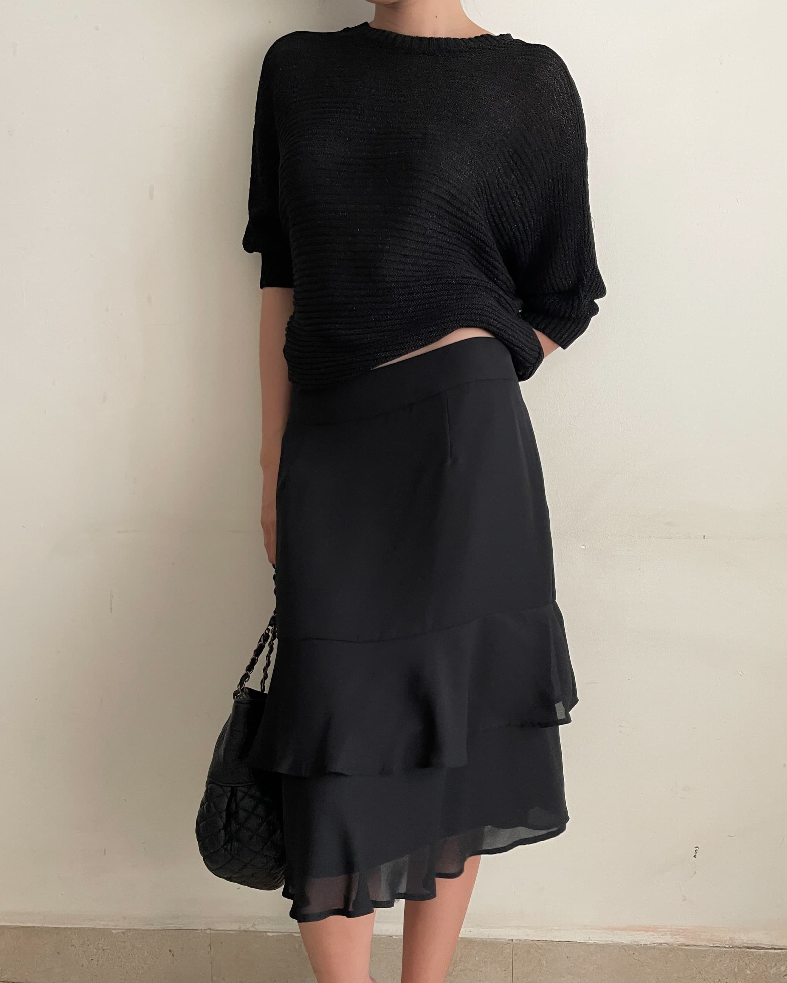 • Knit blouse 
Length 65 | 🏷️350 SOLD
• Skirt 
Length 58 | Waist 75 | 🏷️365

T092638
SK092613