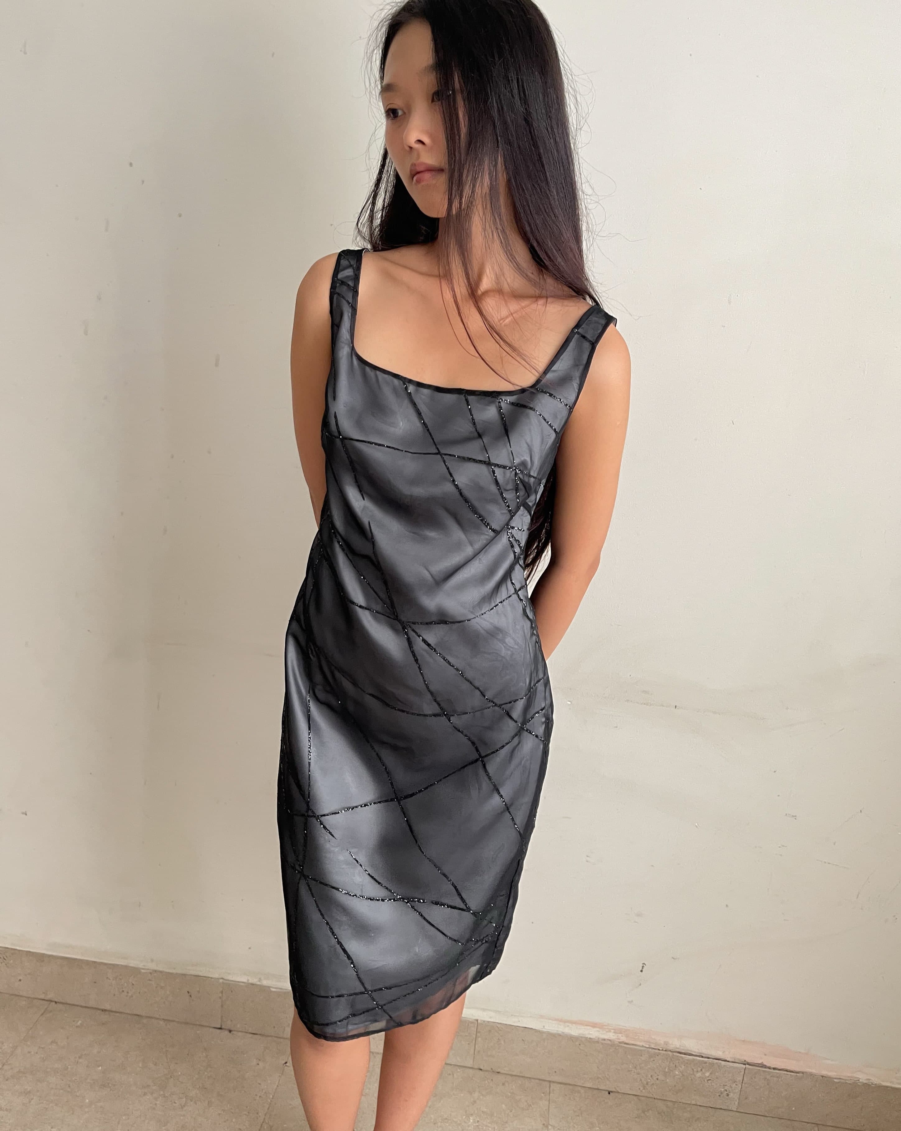 Dress 
Length 90 | Chest <80 | 🏷️450

DR92603
