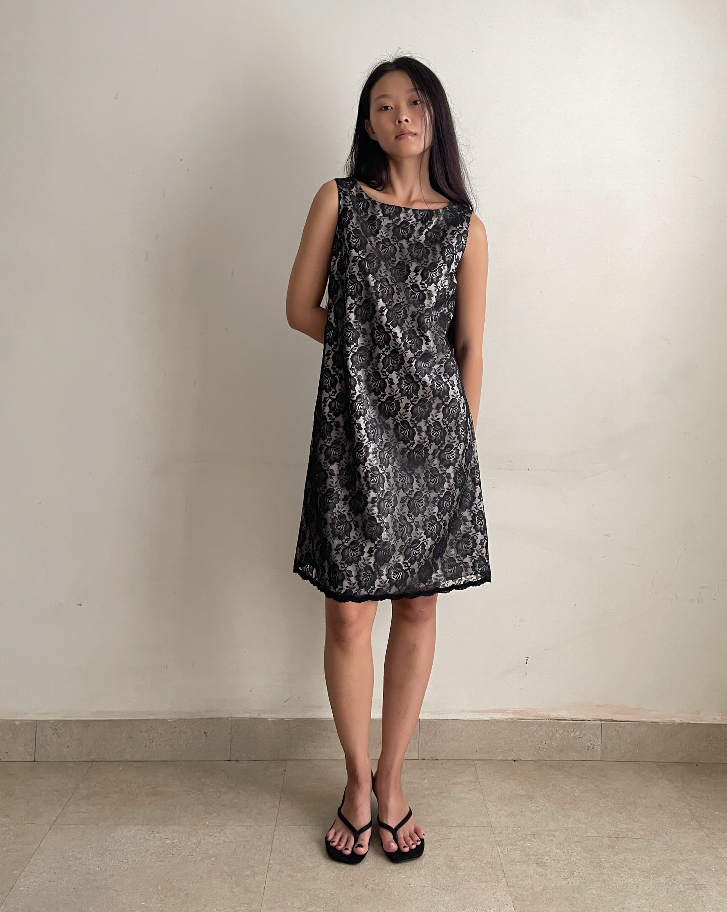 Dress 
Length 89 | Chest 88 | 🏷️485

DR092604
